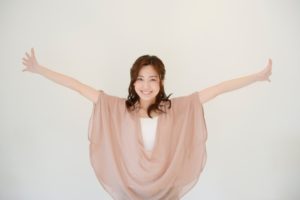 解放感、うれしい女性